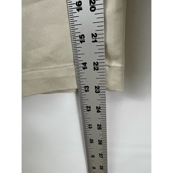 New Dockers Ideal Fit Mid Rise Metro Capri Stretch With Tags Size 10 Khaki - Picture 5 of 5